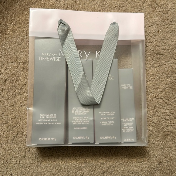 Mary Kay TimeWise Miracle Set 3D